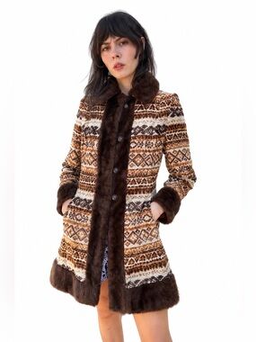 vintage 70s chenille tapestry coat: vintage brown Penny Lane jacket, size S M